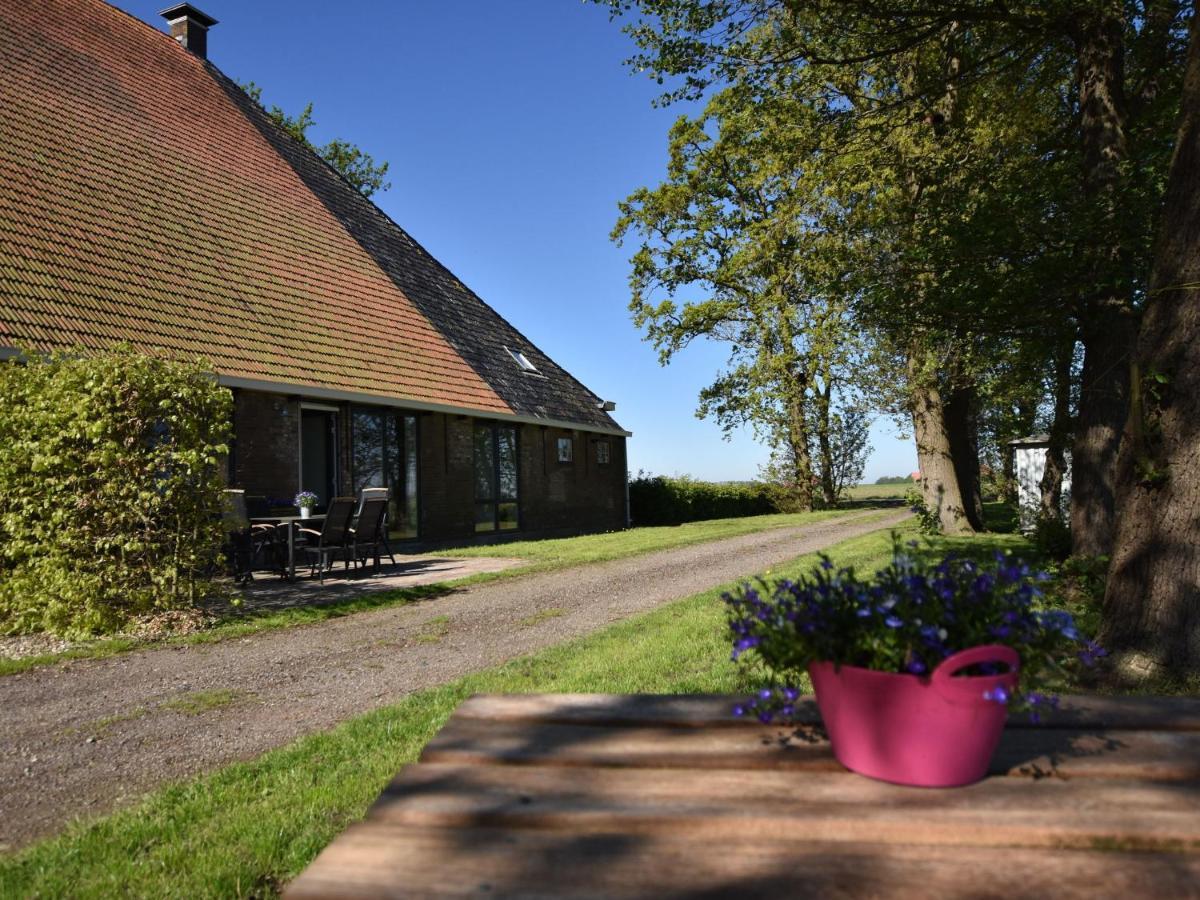 Rural Holiday Home With A Lovely Sunny Terrace Workum Exterior photo