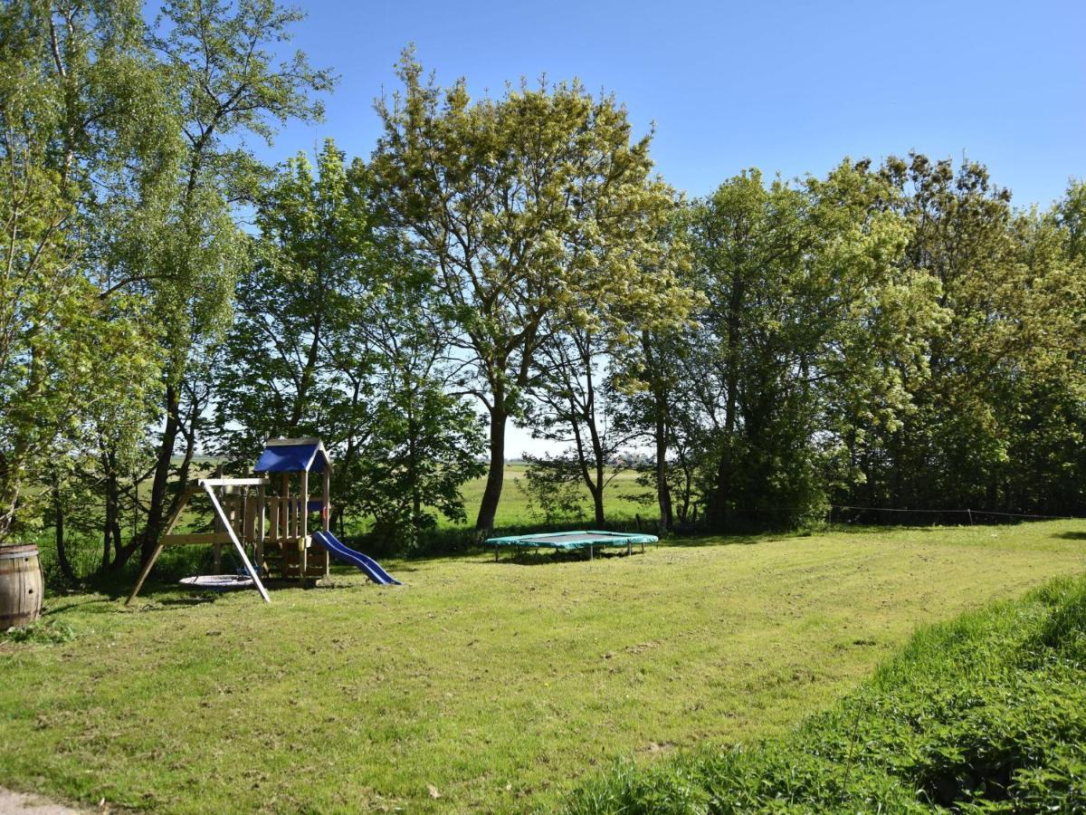 Rural Holiday Home With A Lovely Sunny Terrace Workum Exterior photo